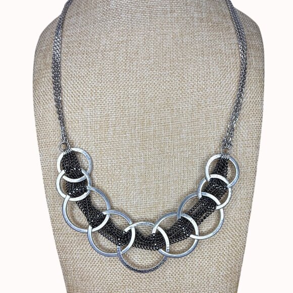 Armani Exchange Womens Silver-Tone Chain Necklace With Interlinked Rings Design - Picture 1 of 11
